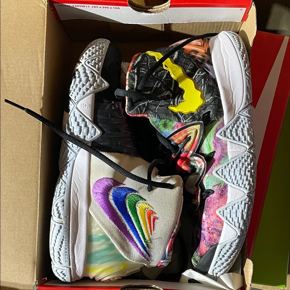 Nike Kyrie Five Kybrid S2 (GS) 6.5 Youth Basketball shoes